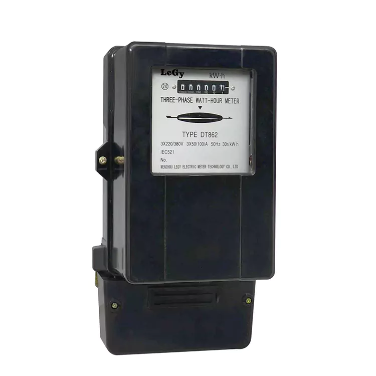 In che modo un contatore di energia elettromeccanico trifase a quattro fili supporta una misurazione affidabile della potenza?